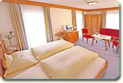 Ein Sitzbereich in der Unterkunft Hotel Hagerhof