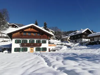 Appartementhaus Bad Salve im Winter
