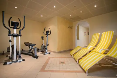 Das Fitnesscenter und/oder die Fitnesseinrichtungen in der Unterkunft Hotel Resch