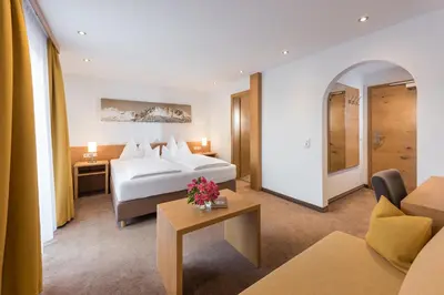 Ein Bett oder Betten in einem Zimmer der Unterkunft Hotel Resch