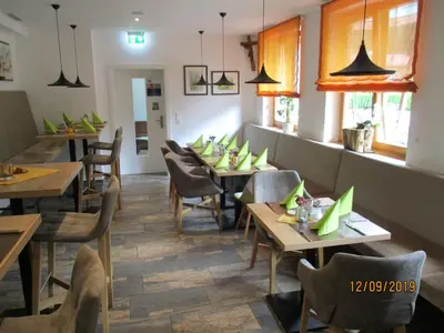 Ein Sitzbereich in der Unterkunft Aparthotel Garni Schranz