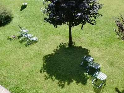 Ein Garten an der Unterkunft first mountain Hotel Zillertal