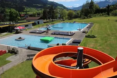 Der Swimmingpool an oder in der Nähe von das Stefan - Ferienwohnungen in den Kitzbüheler Alpen