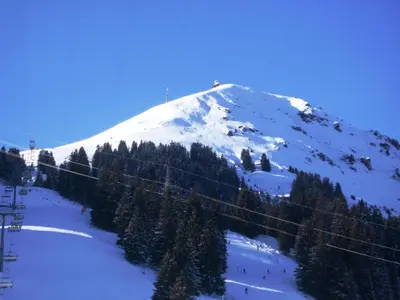 Ein allgemeiner Bergblick oder ein Berglick von der Pension aus