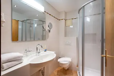 Ein Badezimmer in der Unterkunft Appartements Herold