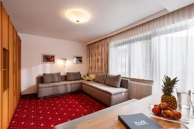 Ein Sitzbereich in der Unterkunft Appartements Herold
