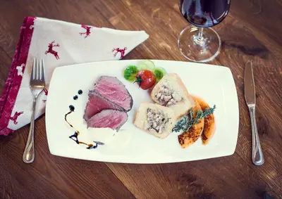 Essen im Hotel oder in der Nähe