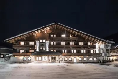 Das Gebäude in dem sich das Hotel befindet