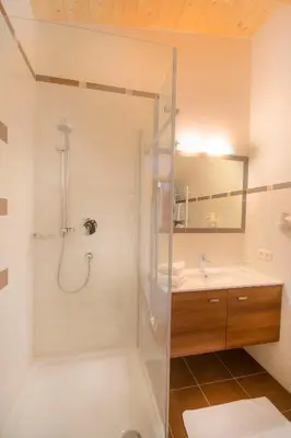 Ein Badezimmer in der Unterkunft Panoramahotel Burgeck