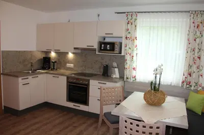 Küche/Küchenzeile in der Unterkunft Ferienwohnungen Karwendel Camping