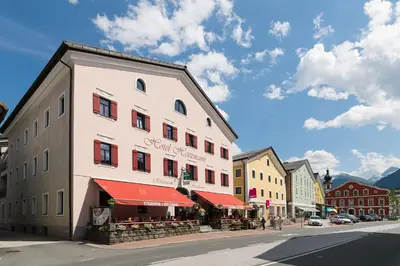 Das Gebäude in dem sich das Hotel befindet