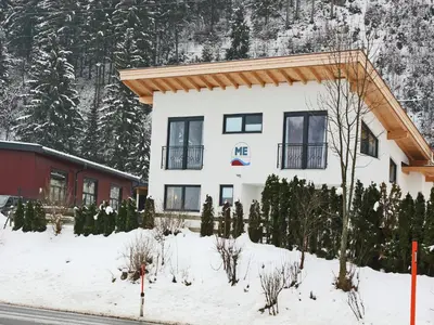Holiday Home Zell am Ziller Ski Lift im Winter