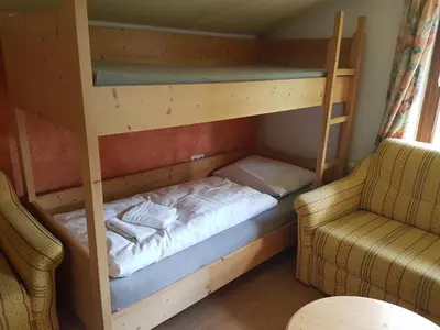 Ein Bett oder Betten in einem Zimmer der Unterkunft Haus Kropf