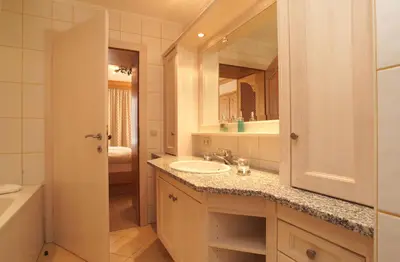 Ein Badezimmer in der Unterkunft Landhotel Strasserwirt