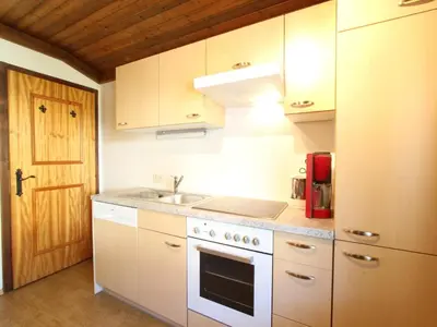 Küche/Küchenzeile in der Unterkunft Spacious Apartment near Ski Area in Mittersill