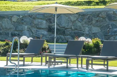 Der Swimmingpool an oder in der Nähe von Hotel Elisabeth