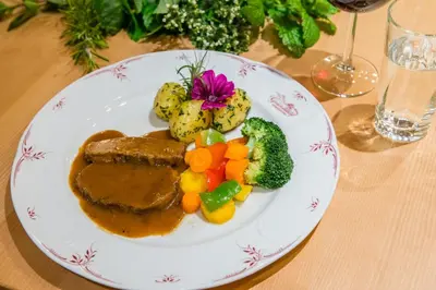 Essen im Hotel oder in der Nähe