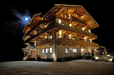 Das Gebäude in dem sich das Hotel befindet