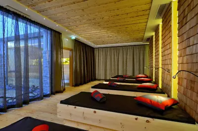 Ein Bett oder Betten in einem Zimmer der Unterkunft Hotel Edelweiss