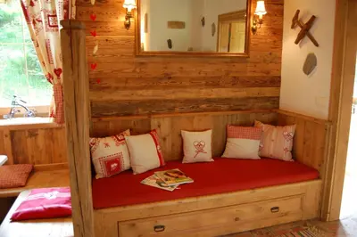 Ein Bett oder Betten in einem Zimmer der Unterkunft Hotel Schweizerhof