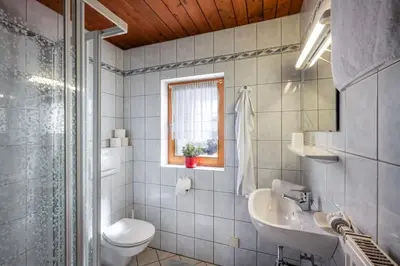 Ein Badezimmer in der Unterkunft Ferienhaus Bachler
