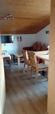Ein Sitzbereich in der Unterkunft Rossruckhof