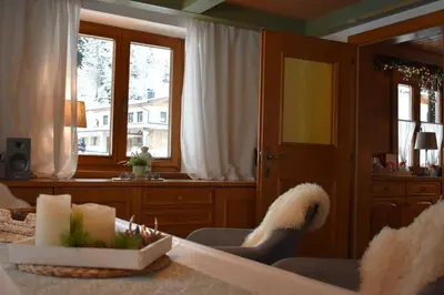Ein Sitzbereich in der Unterkunft Ferienhaus am Gebraweg in Fieberbrunn in Tirol - Saalbach, Leogang, Hochfilzen, Kitzbühel