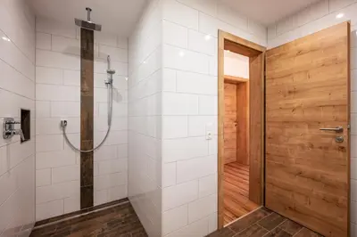 Ein Badezimmer in der Unterkunft Apart Bergluft