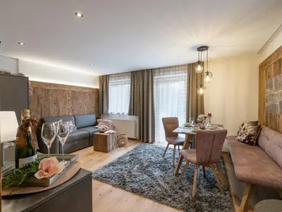 Ein Sitzbereich in der Unterkunft Landhaus Dengg