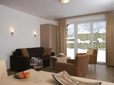 Ein Sitzbereich in der Unterkunft Apart Resort Rabl