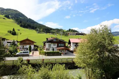 Naturlandschaft in der Nähe des Chalets