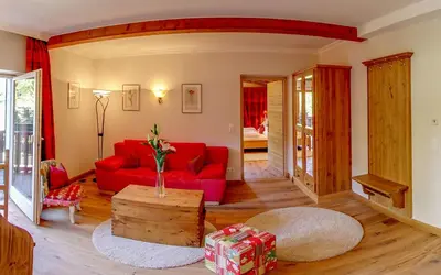 Ein Sitzbereich in der Unterkunft Serviced Apartments VILLA LICHT