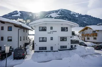Ein allgemeiner Bergblick oder ein Berglick von der Ferienwohnung aus