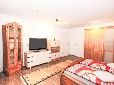 Ein Bett oder Betten in einem Zimmer der Unterkunft Apartment Barbara-2 by Interhome