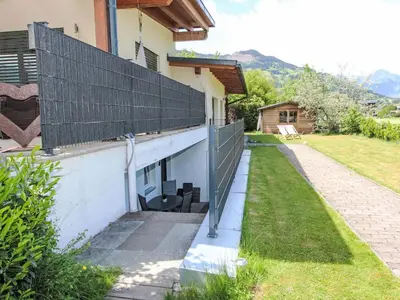 Ein allgemeiner Bergblick oder ein Berglick von der Ferienwohnung aus