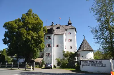 Das Gebäude in dem sich das Hotel befindet