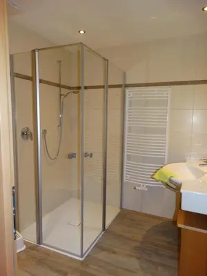Ein Badezimmer in der Unterkunft Hotel Apart Garni Heisenhof