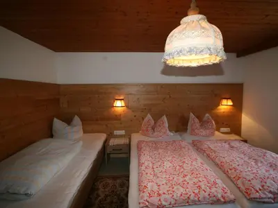 Ein Bett oder Betten in einem Zimmer der Unterkunft Apartment Schusterhäusl-1 by Interhome