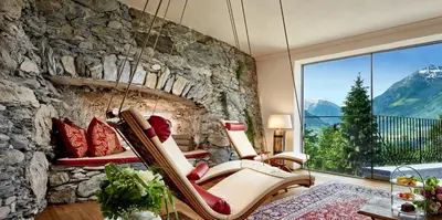 Ein allgemeiner Bergblick oder ein Berglick von des Hotels aus