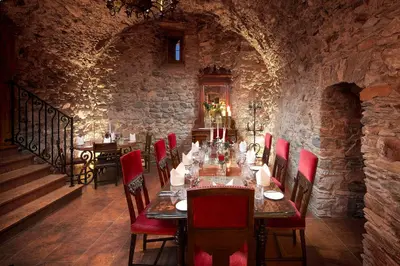 Ein Sitzbereich in der Unterkunft Hotel Schloss Mittersill