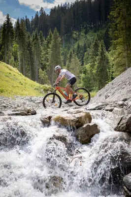 Radfahren an der Unterkunft Berghotel Hochfügen oder in der Nähe