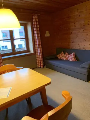 Ein Sitzbereich in der Unterkunft Ferienwohnungen Max Schermer