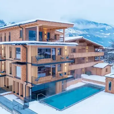 Appartement Zillertal Klee mit Restaurant KleemenTine