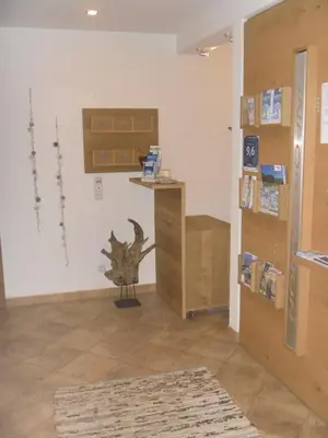 Die Bibliothek in der Ferienwohnung