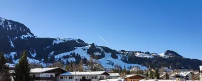 Ein allgemeiner Bergblick oder ein Berglick von der Ferienwohnung aus
