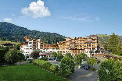 Ein allgemeiner Bergblick oder ein Berglick von des Hotels aus