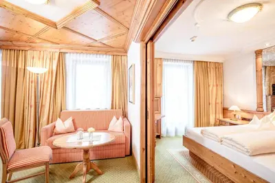 Ein Bett oder Betten in einem Zimmer der Unterkunft Der Lärchenhof