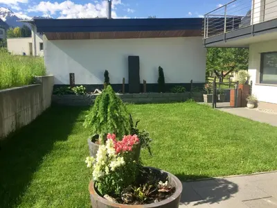 Ein Garten an der Unterkunft Apart Rauch - Zillertal