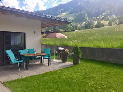 Ein allgemeiner Bergblick oder ein Berglick von der Ferienwohnung aus