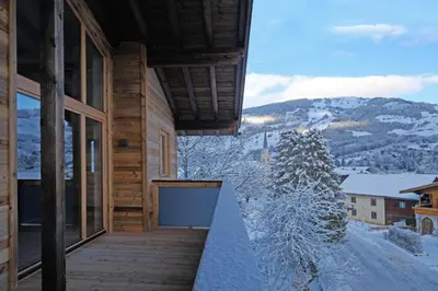 Ein allgemeiner Bergblick oder ein Berglick von der Ferienwohnung aus